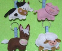 /album/ateli%c3%aa-l-%26amp%3b-n/chaveiro-fazendinha-jpg1/